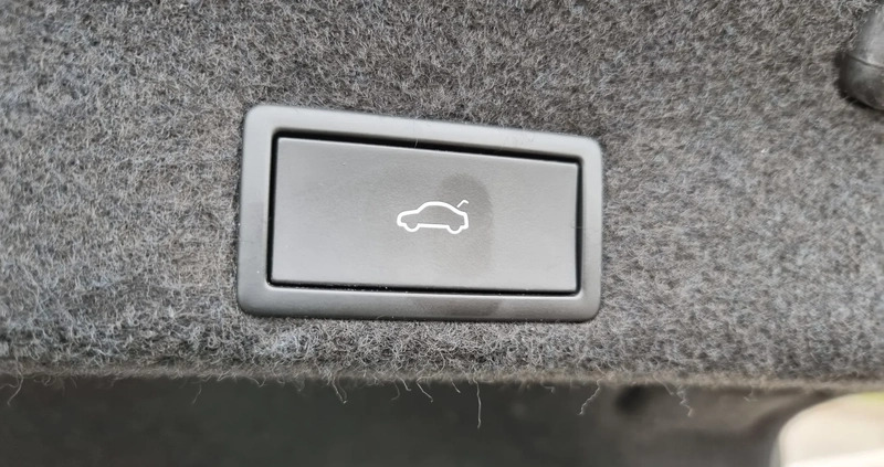 Volkswagen Passat cena 86999 przebieg: 132000, rok produkcji 2020 z Kalisz małe 407